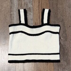 SHEIN Monochrome Ribbed Knit Crop Top